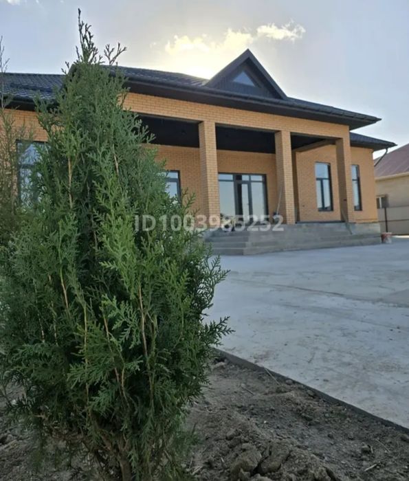 Наурыз 1-көше үй сатылады