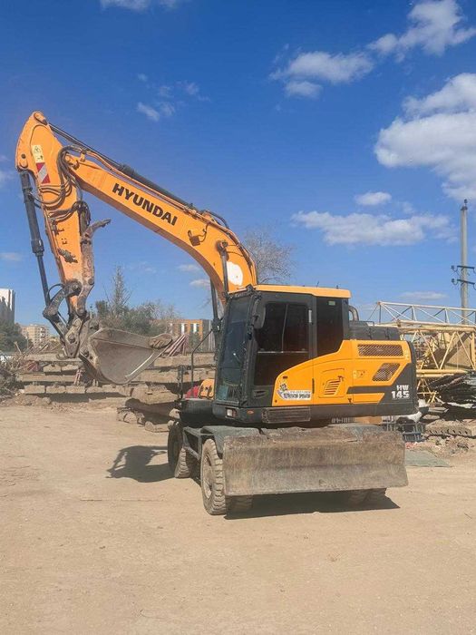 НЕДОРОГО Услуги колёсных экскаватор гидромолот ямобур аренда вилы