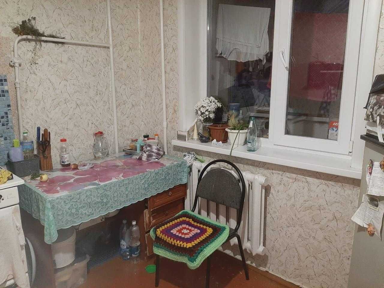Продается однокомнатная квартира в мкр. Западный, на 3 этаже из 5.