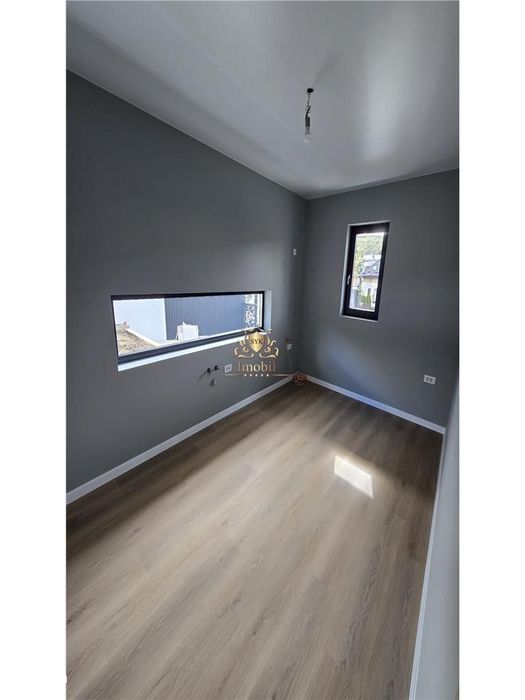 Casa de LUX superba construita si finisata impecabil! 4 camere -dresin