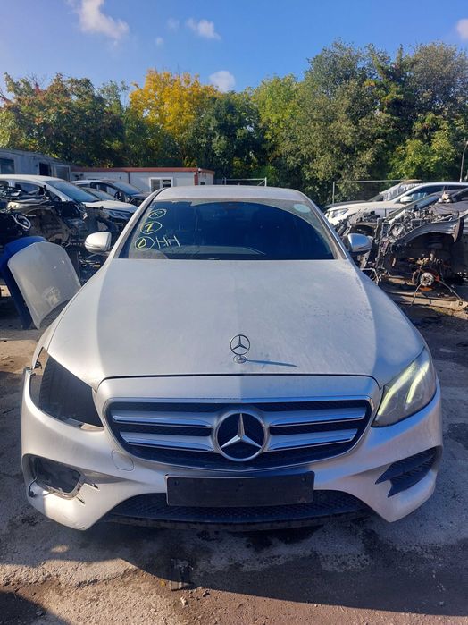 На Части: Mercedes-Benz W213 AMG E220d 194 к.с. 2016 9G-TRONIC