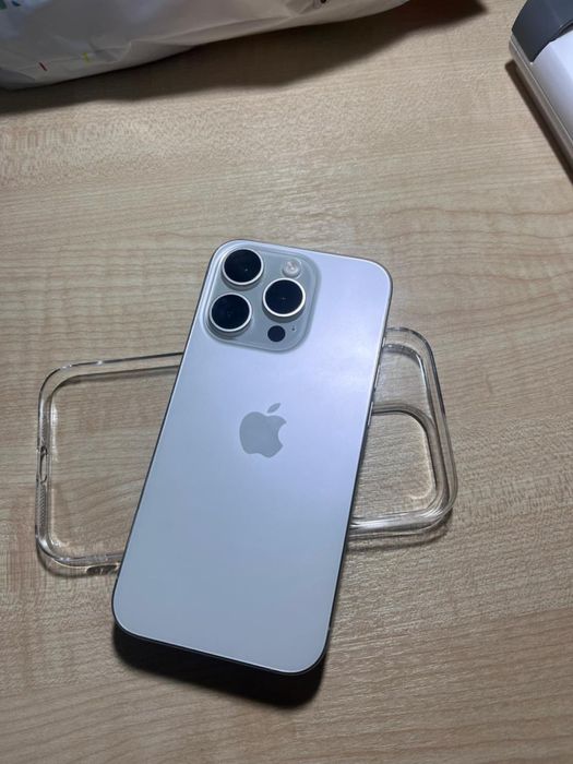 iPhone 15 pro (с минусами)