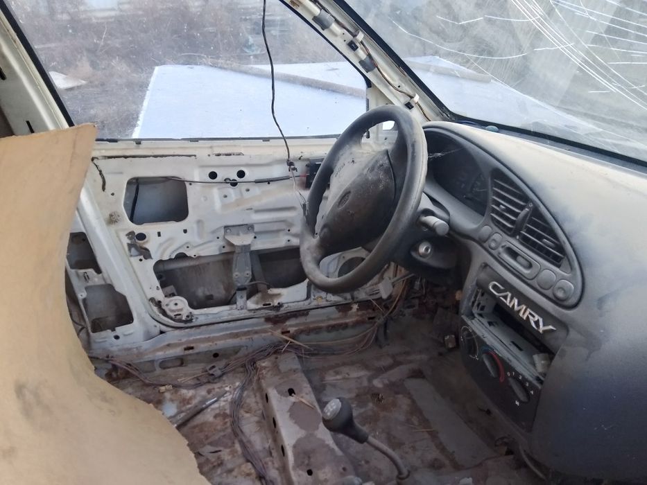Ford zapchast xamda kuzufi sotiladi