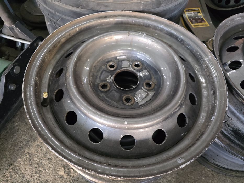 Железни джанти 16 - Toyota