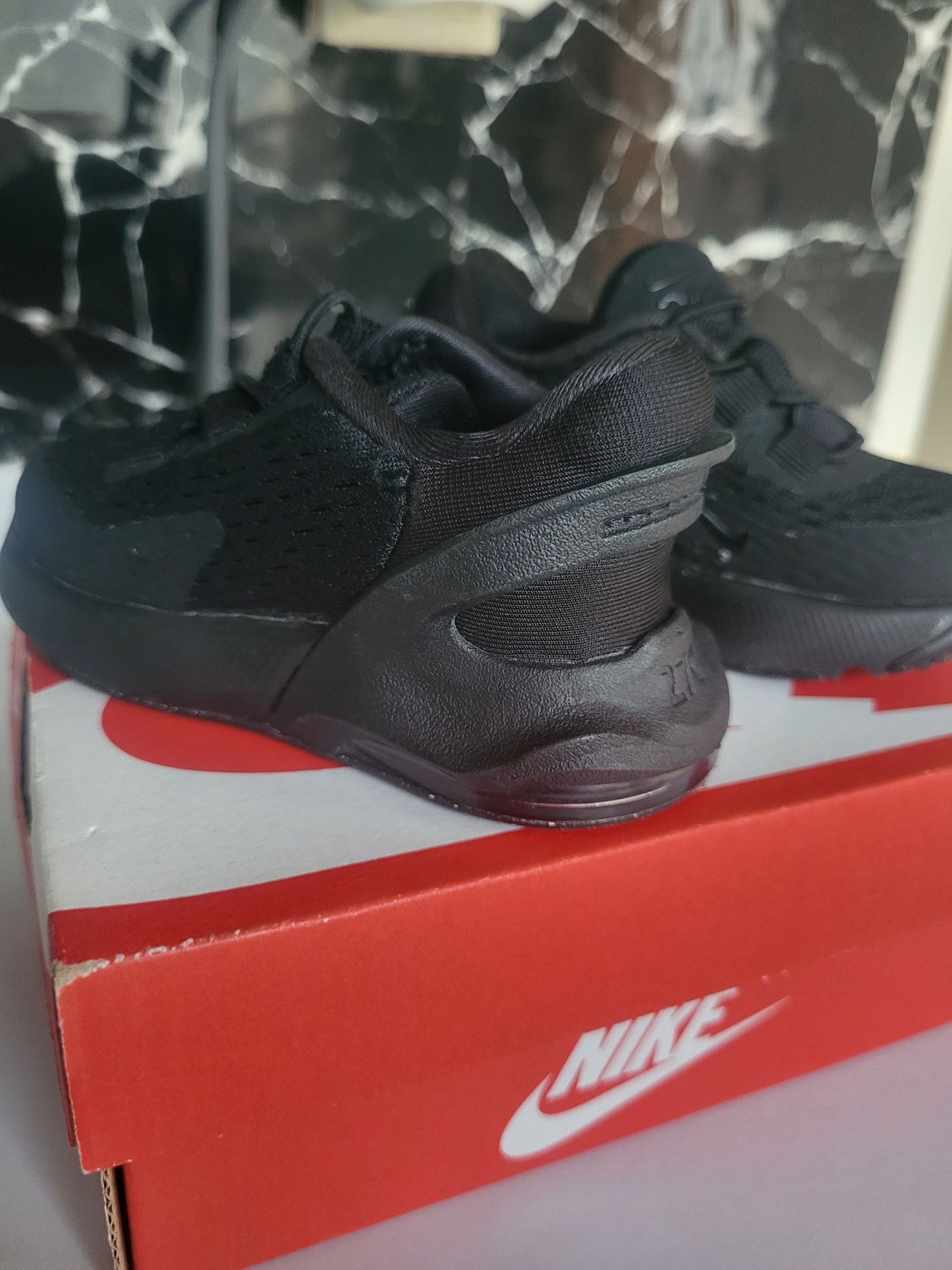Бебешки маратонки Nike AIR