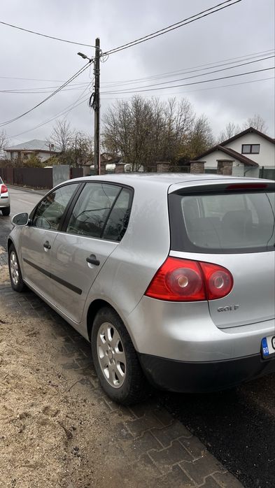 De vanzare volkswagen golf 5 -1.4 benzina