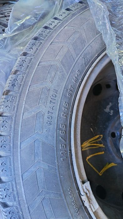Продам шины зимние