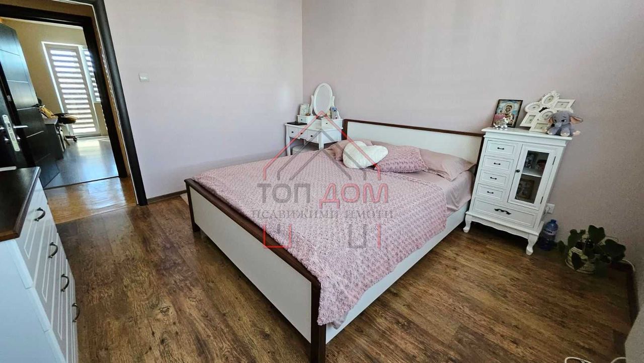 Продава се Тристаен апартамент в Варна, Възраждане 2 - 59 кв.м за 1780 €/кв.м - Снимка #10