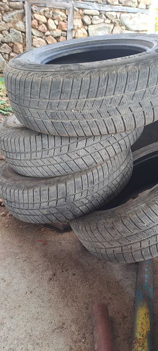 Зимни гуми Barnum 215 70 16