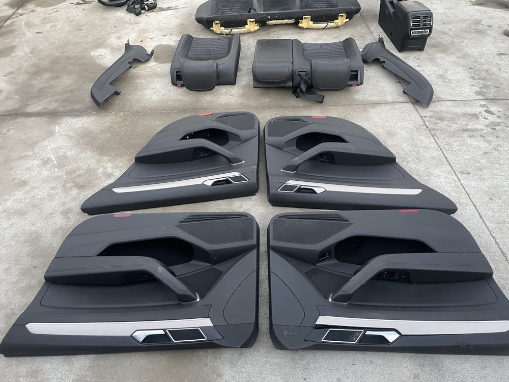 Interior / scaune  fata / bancheta / panouri VW Passat b8 kombi