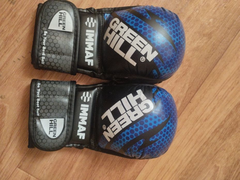 В хорошем состоянии, срочно нужны деньги