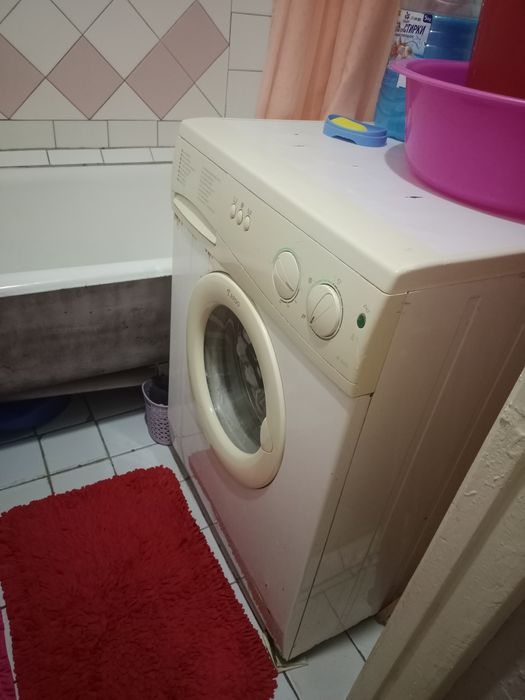 Стиральная маш А 500 Италия работает