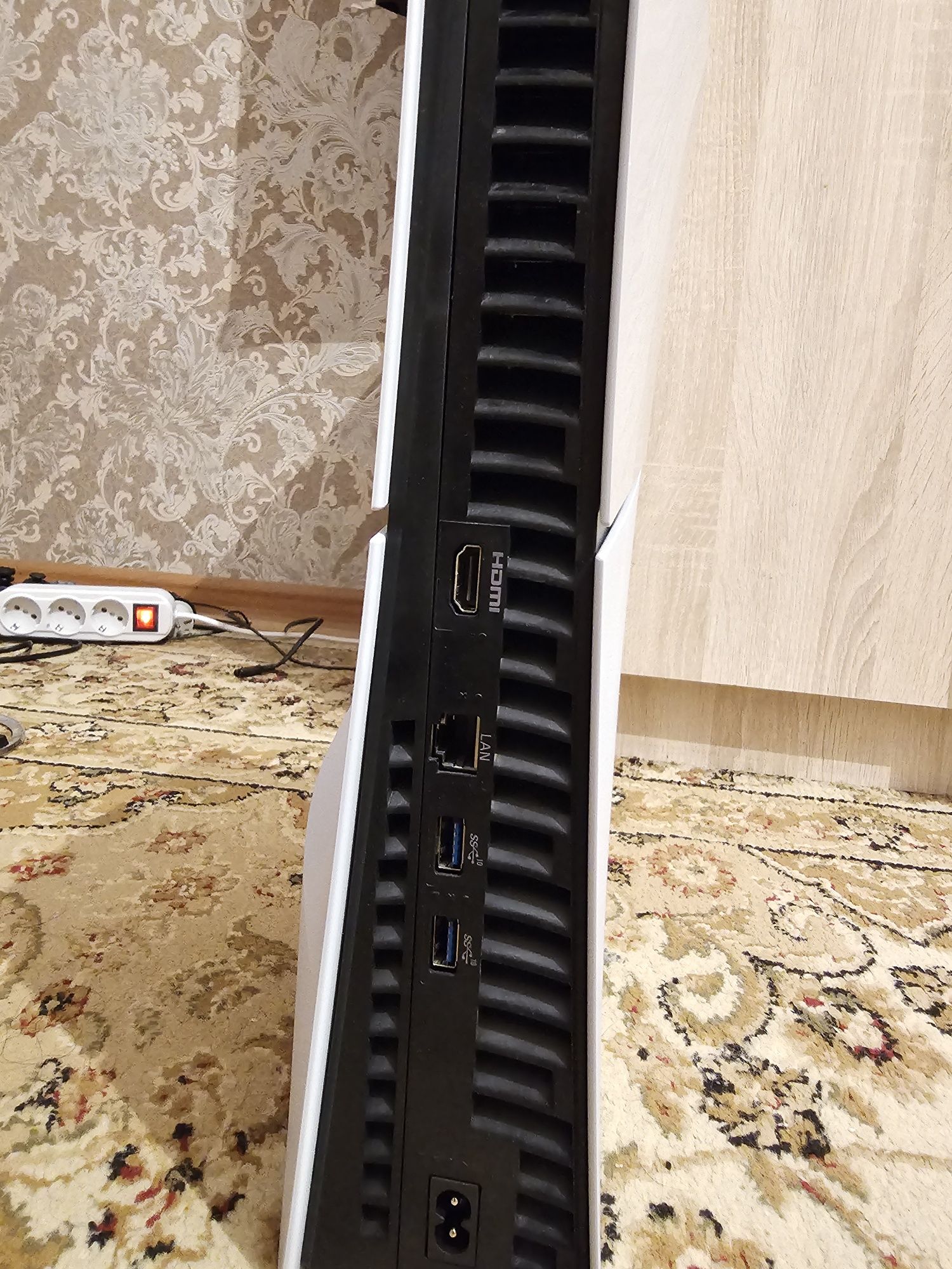 PS 5 Slim с 22 игр