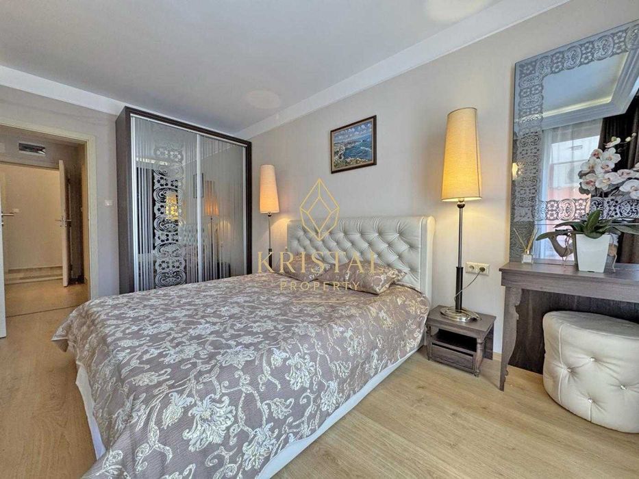 Продава се Двустаен апартамент в к.к. Слънчев бряг - 62 кв.м за 1517 €/кв.м - Снимка #7