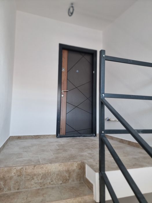 Apartament in vila in Dragomiresti Deal/Chiiajna vila 3 apartamente pl