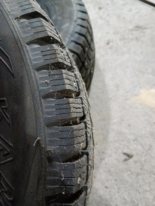 Продам зимние шины