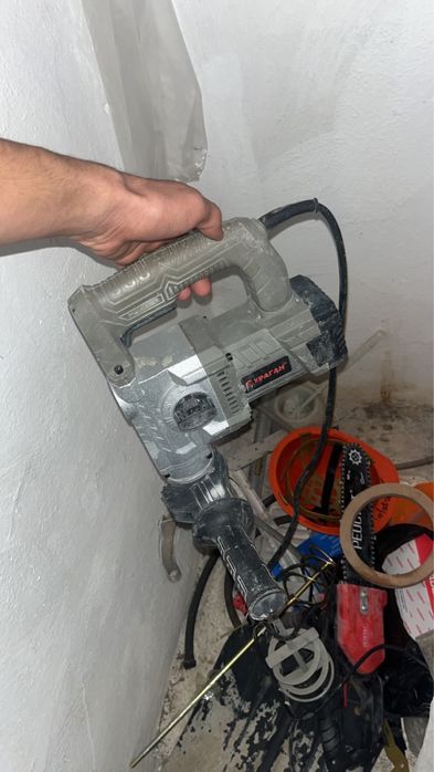 Перфоратор ураган 20000 тенге