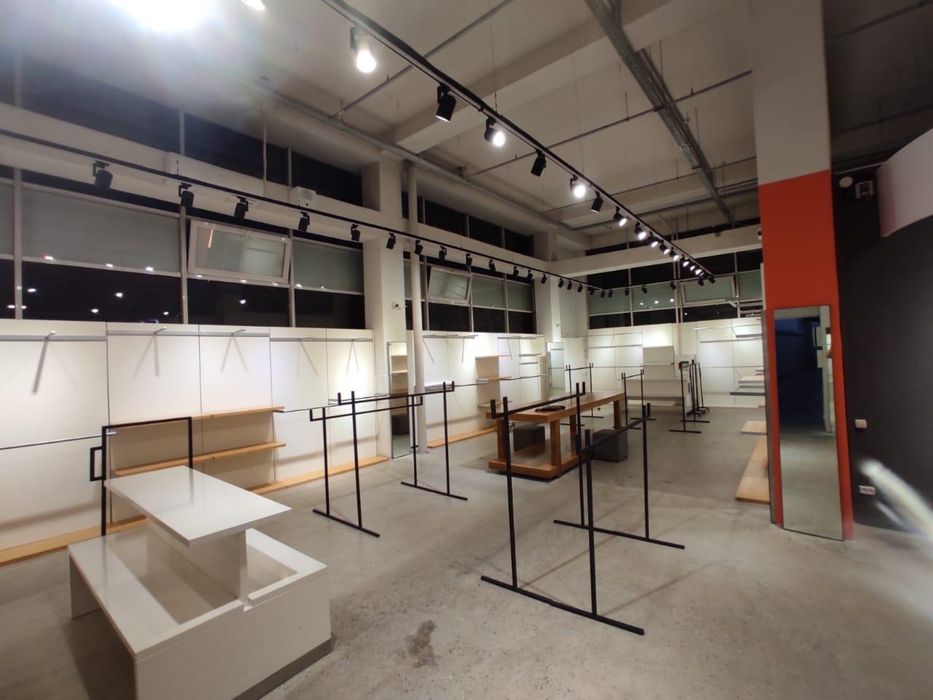 Продается готовый магазин / торговое оборудование люкс-класса