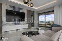 First Mamaia, Crowne Plaza, 3 Camere, Mobilat!