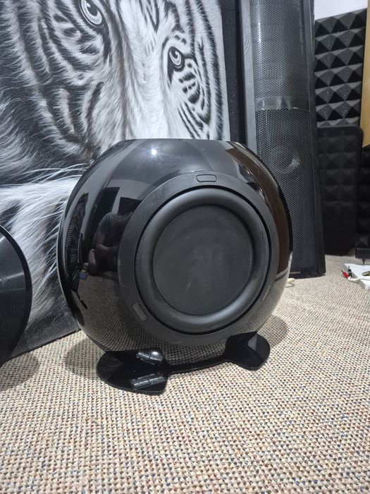 Kef HTB2 Subwoofer activ superb