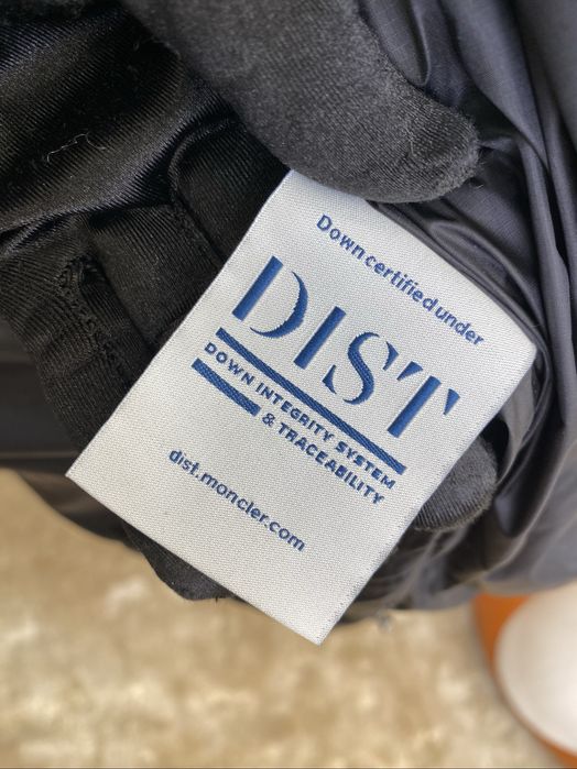 Vesta M.o.n.c.l.e.r Calitate Premium