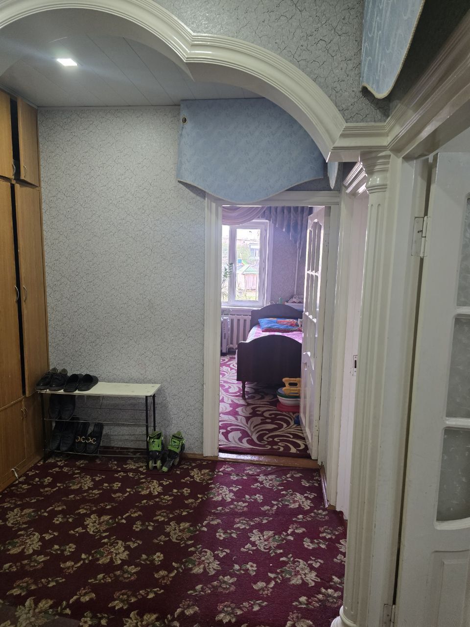 Продаю свою квартиру город Ташкент и бин сина 2