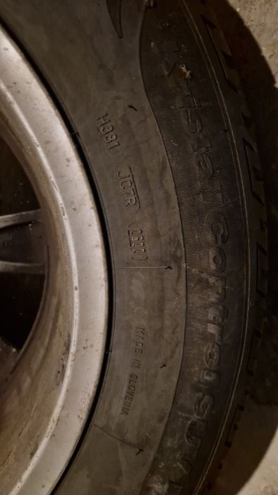 Гуми с джанти за VW touareg