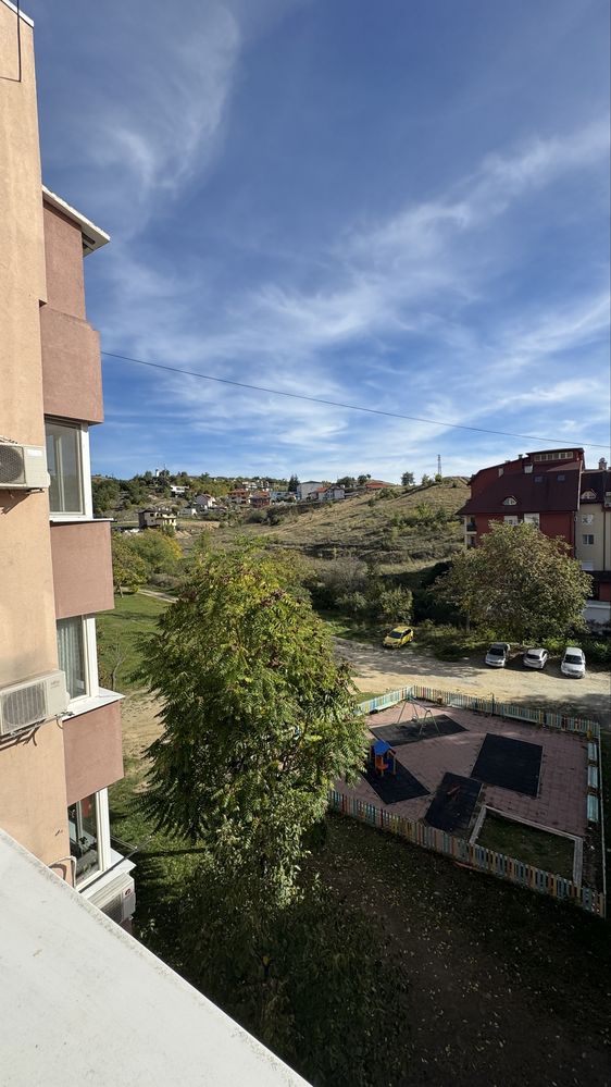 Тристаен апартамент