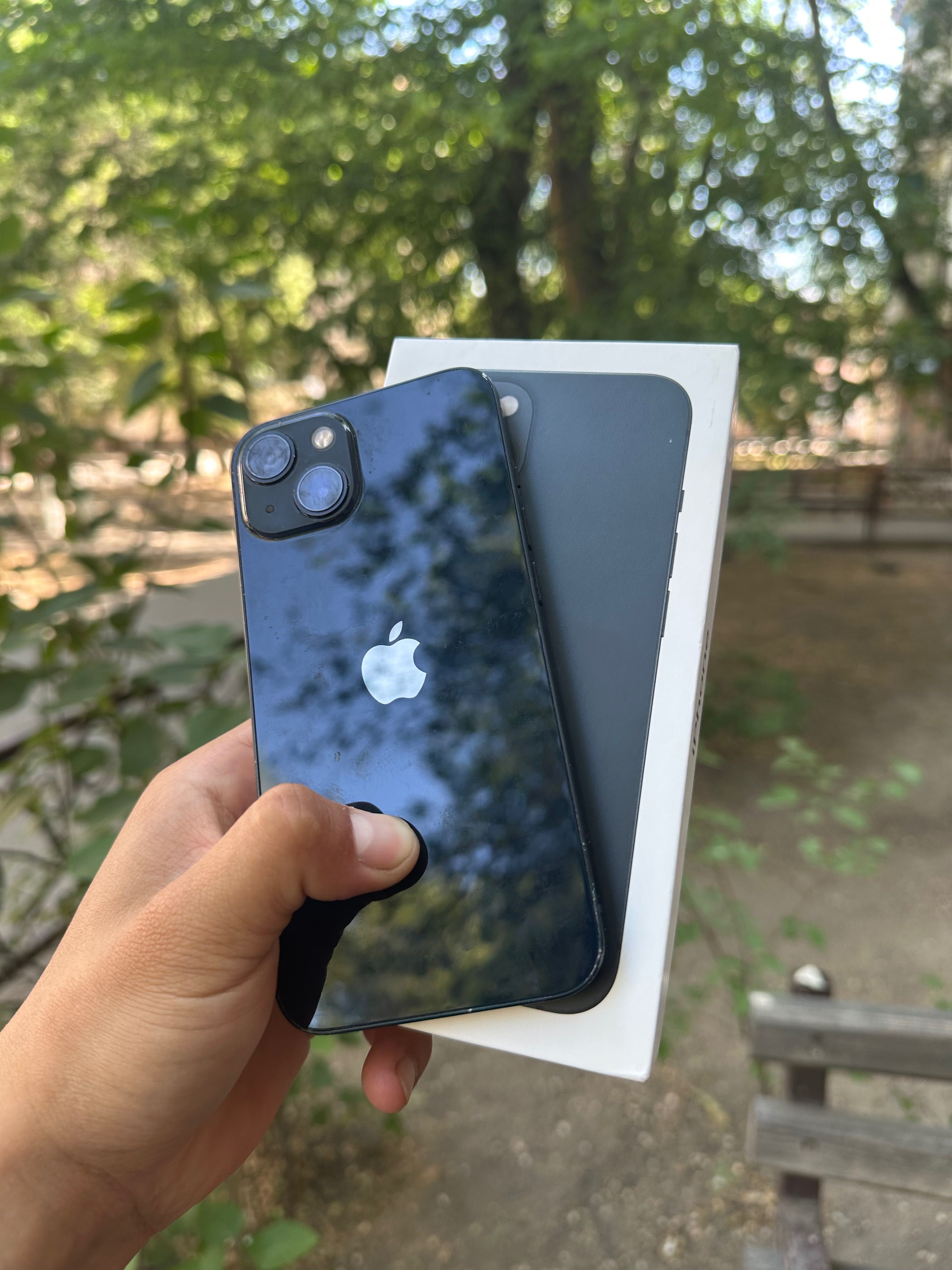 iPhone 13 128гб идеал