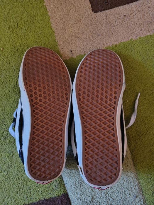 Vans knu skul mărimea 45