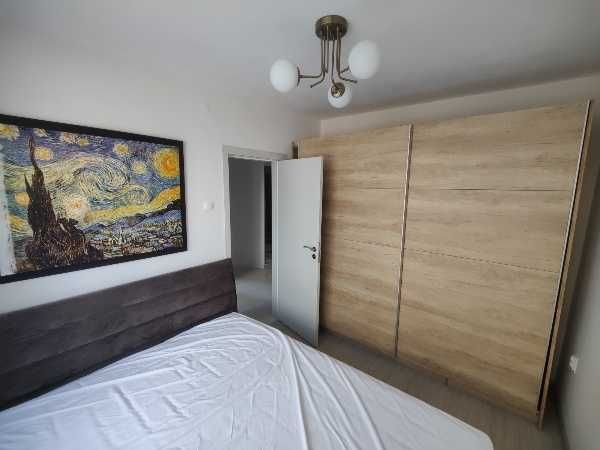 Продава се Тристаен апартамент в Бургас, Лазур - 120 кв.м за 2334 €/кв.м - Снимка #4