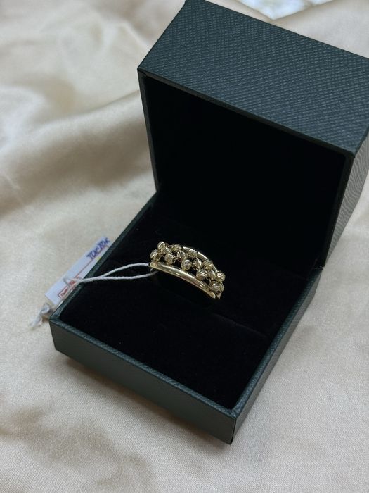 Золотон кольцо Дорика