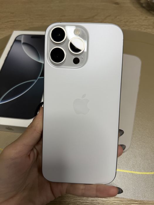 Iphone 16 PRO MAX 256 - в ГАРАНЦИЯ