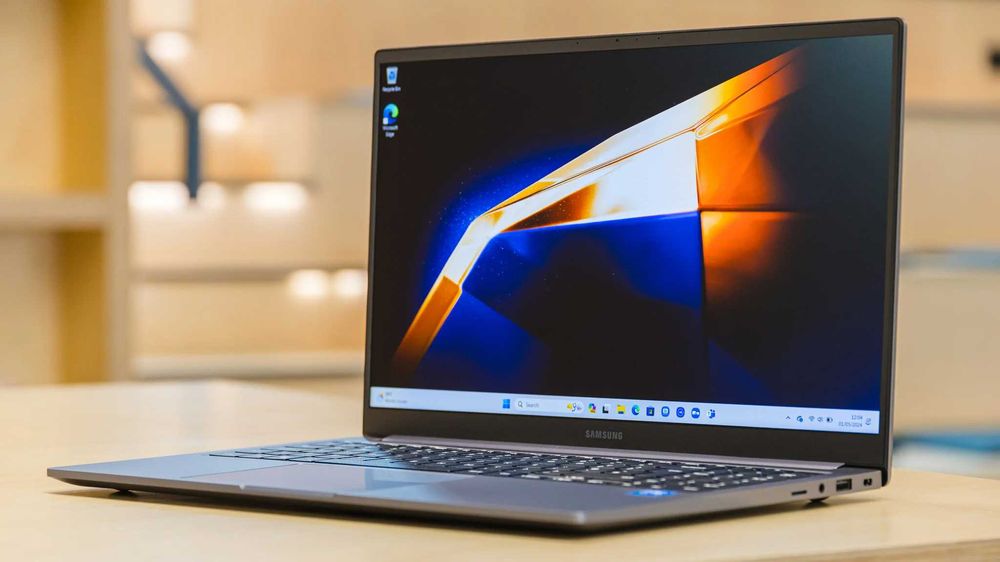 SIGILAT Ultra SAMSUNG Glaxy Book Core 7 150u 16GB SSD 1TB Garantie
