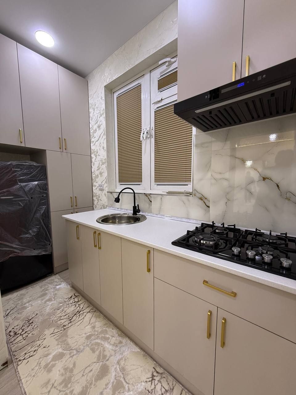 Юнсобод Минор метро олдида квартира арендага