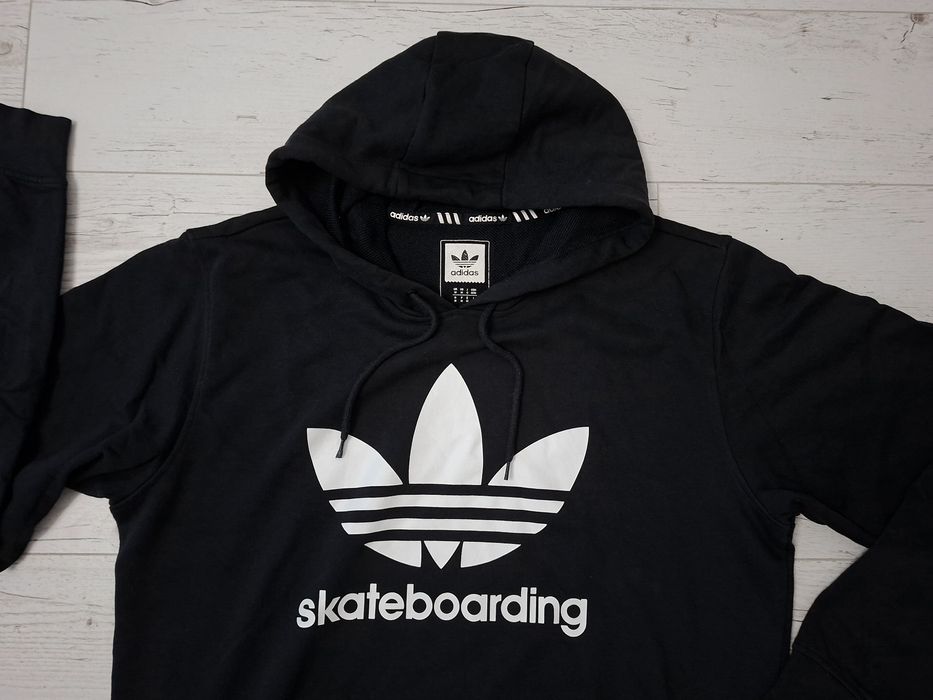 Adidas-Ориг. Суичър
