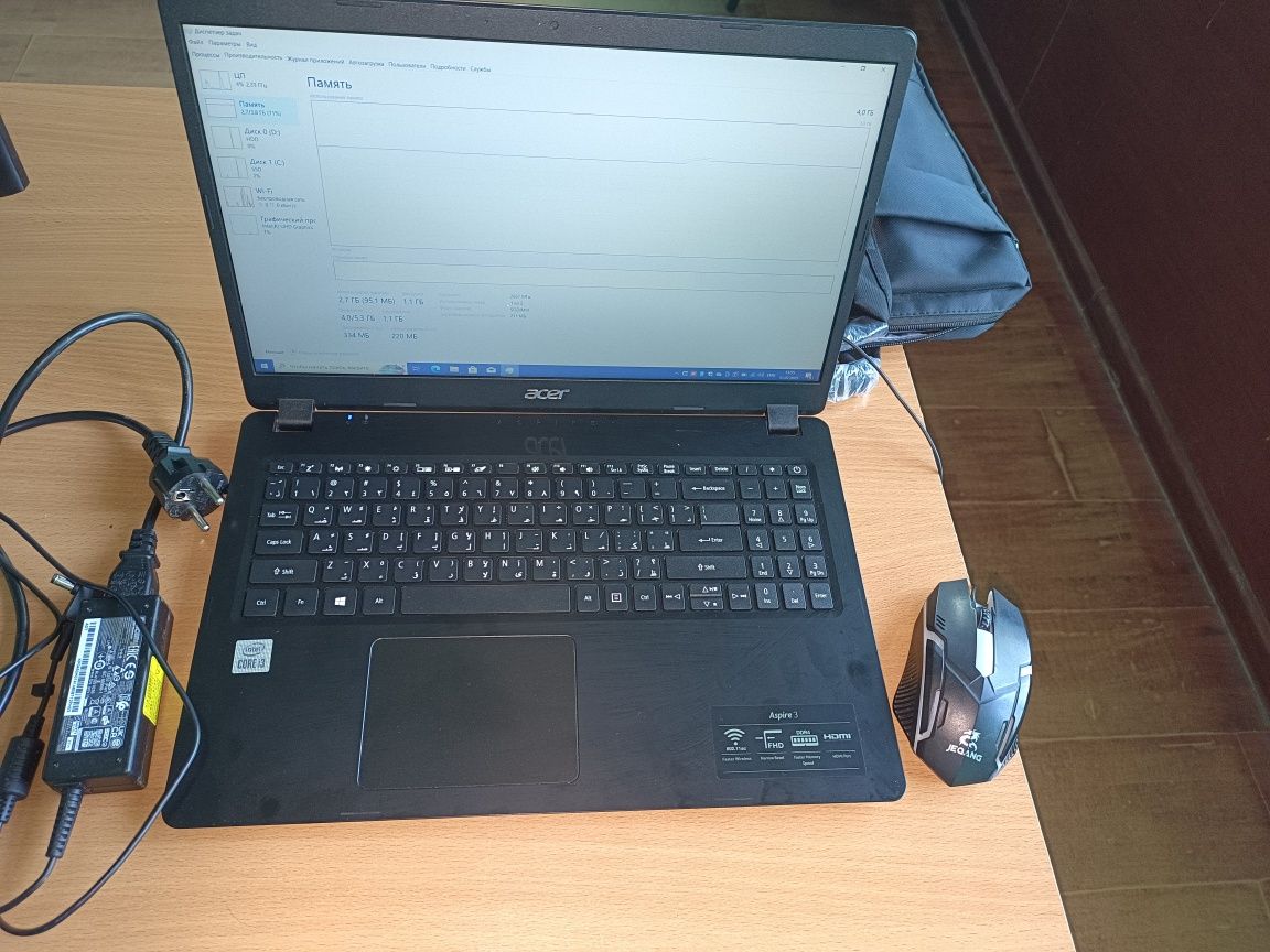 Acer core i3 1.5 Tblik noutbuk