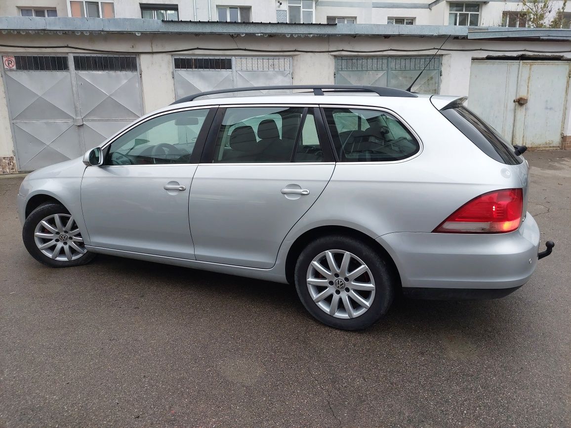 Volkswagen Golf 1.9 tdi  2009