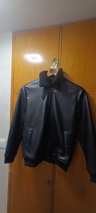 Мъжко яке черно размер М