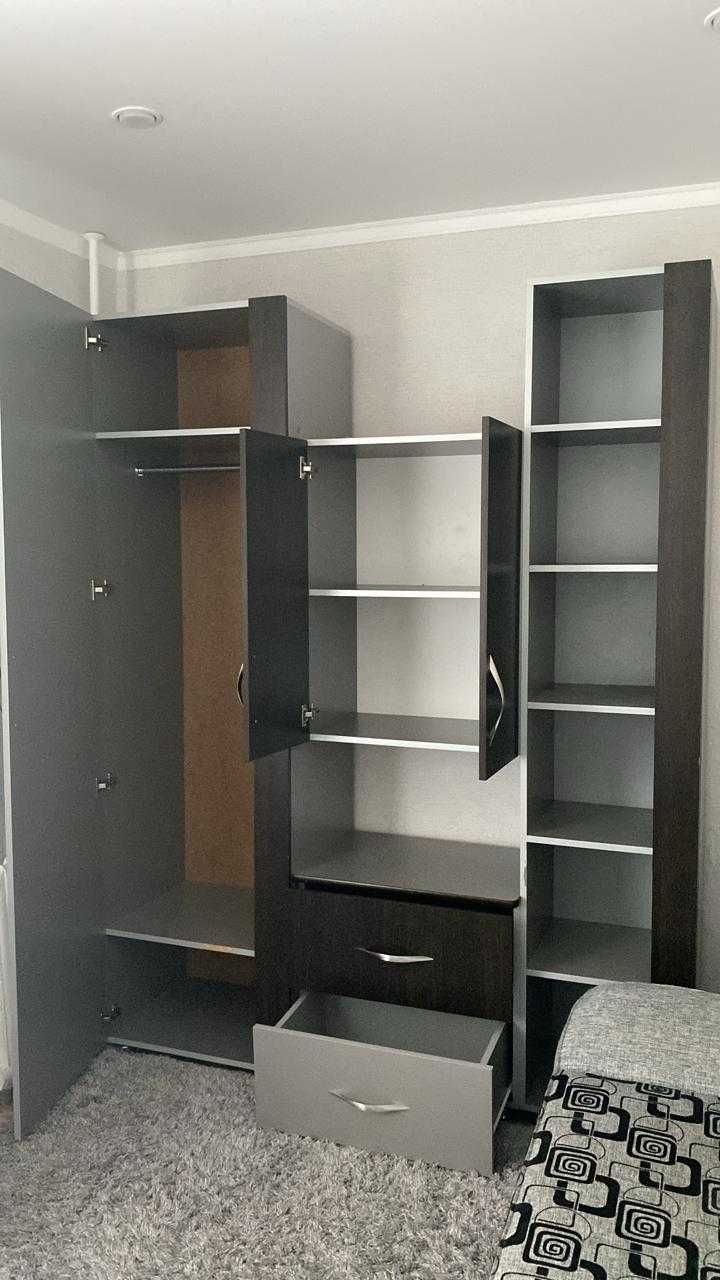 Стенка в спальню