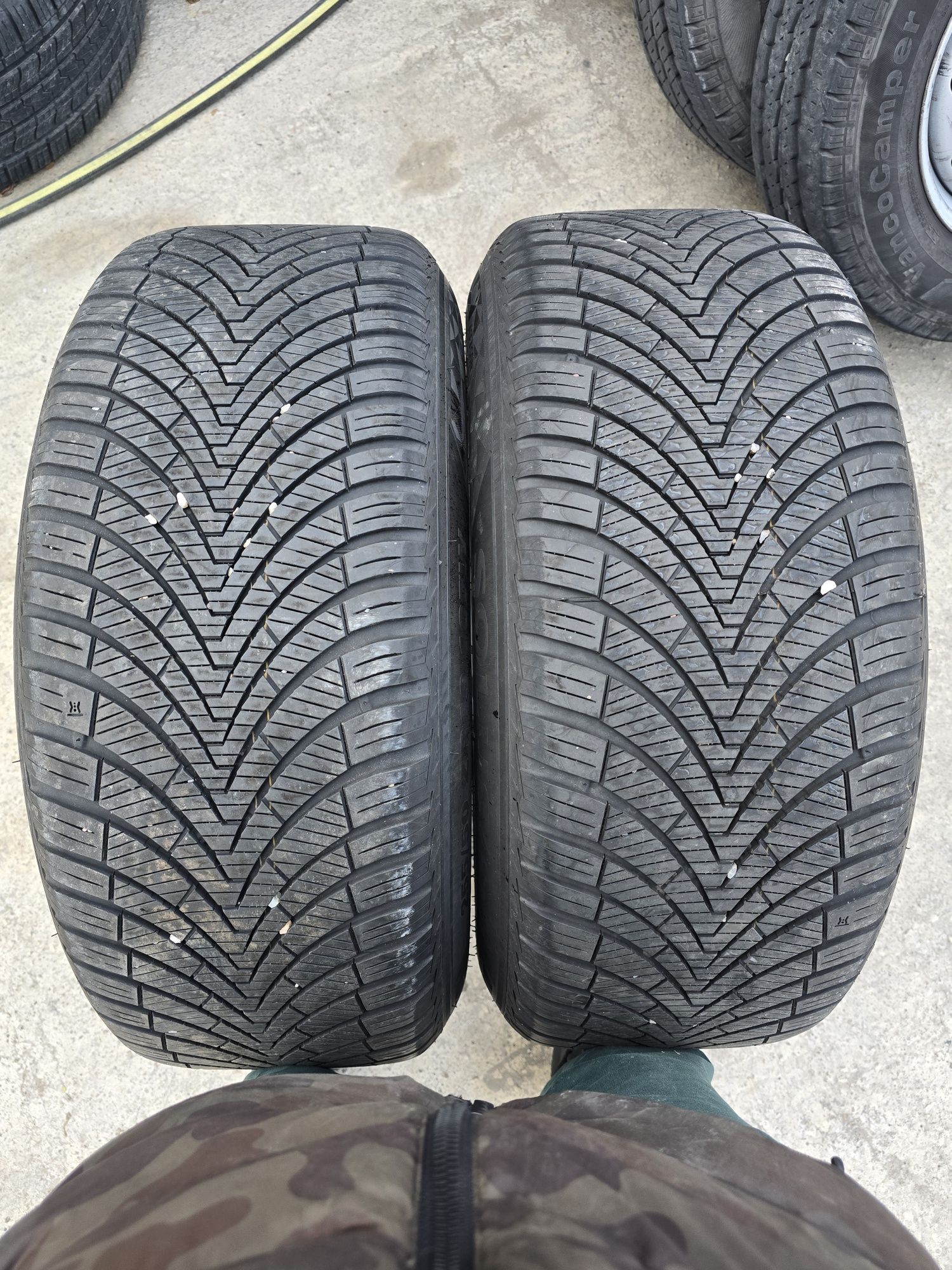 2 Броя Гуми 255/50/19 Kumho 6,8mm 2022DOT