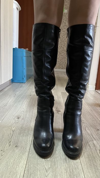 Продам ботфорты женские 38 размер, зима!!!