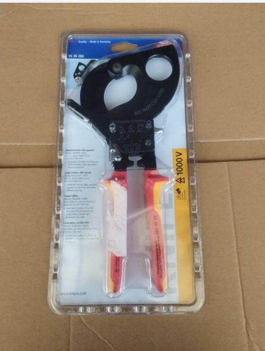Clește tăiat cabluri groase Knipex 95 36 200