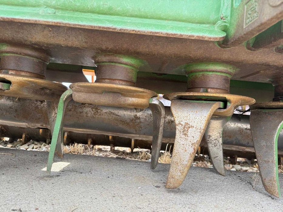 Grapa rotativa/ freza Amazone