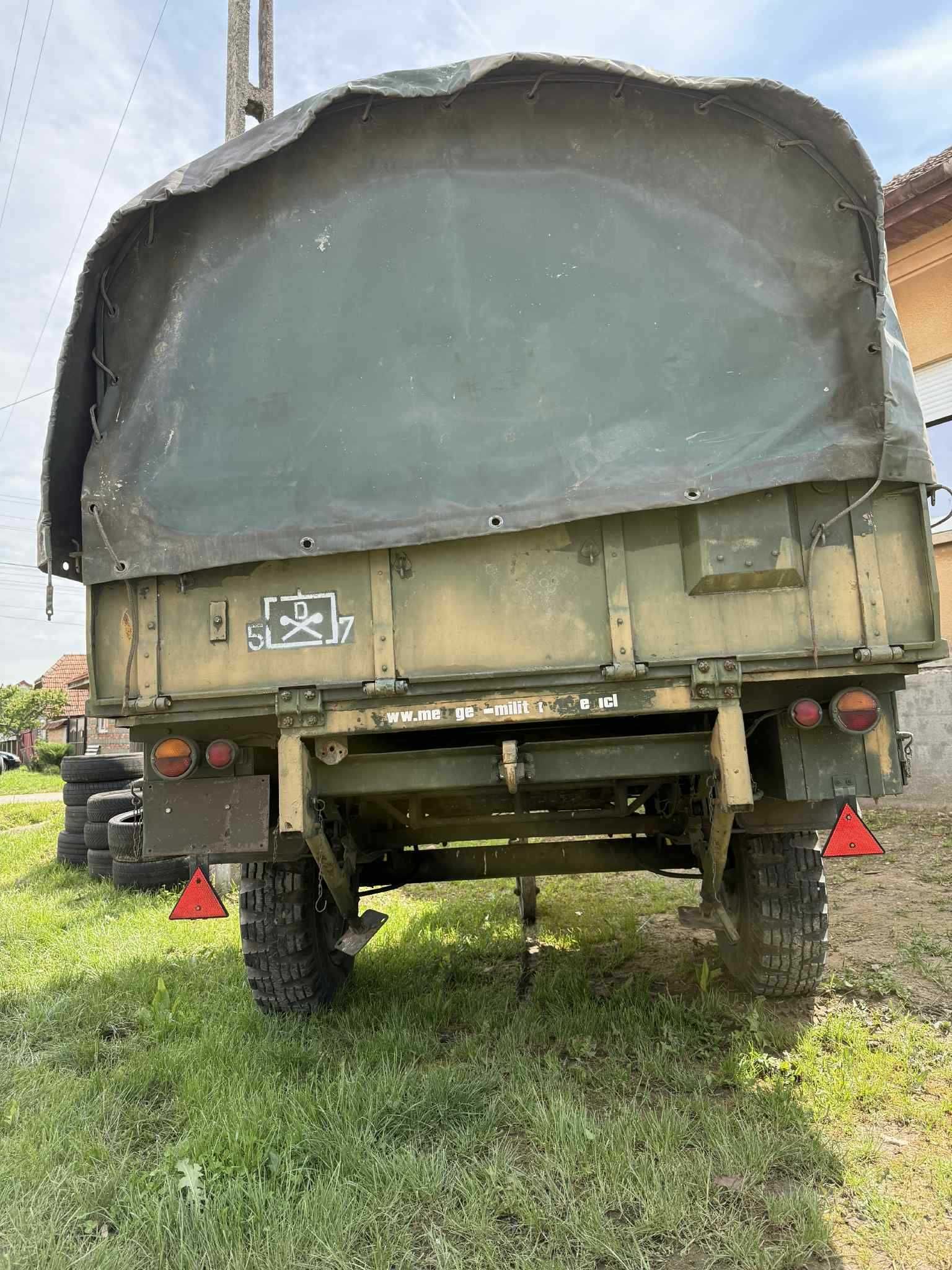 Monoaxă de armată (Germania) cu coviltir stare excelentă