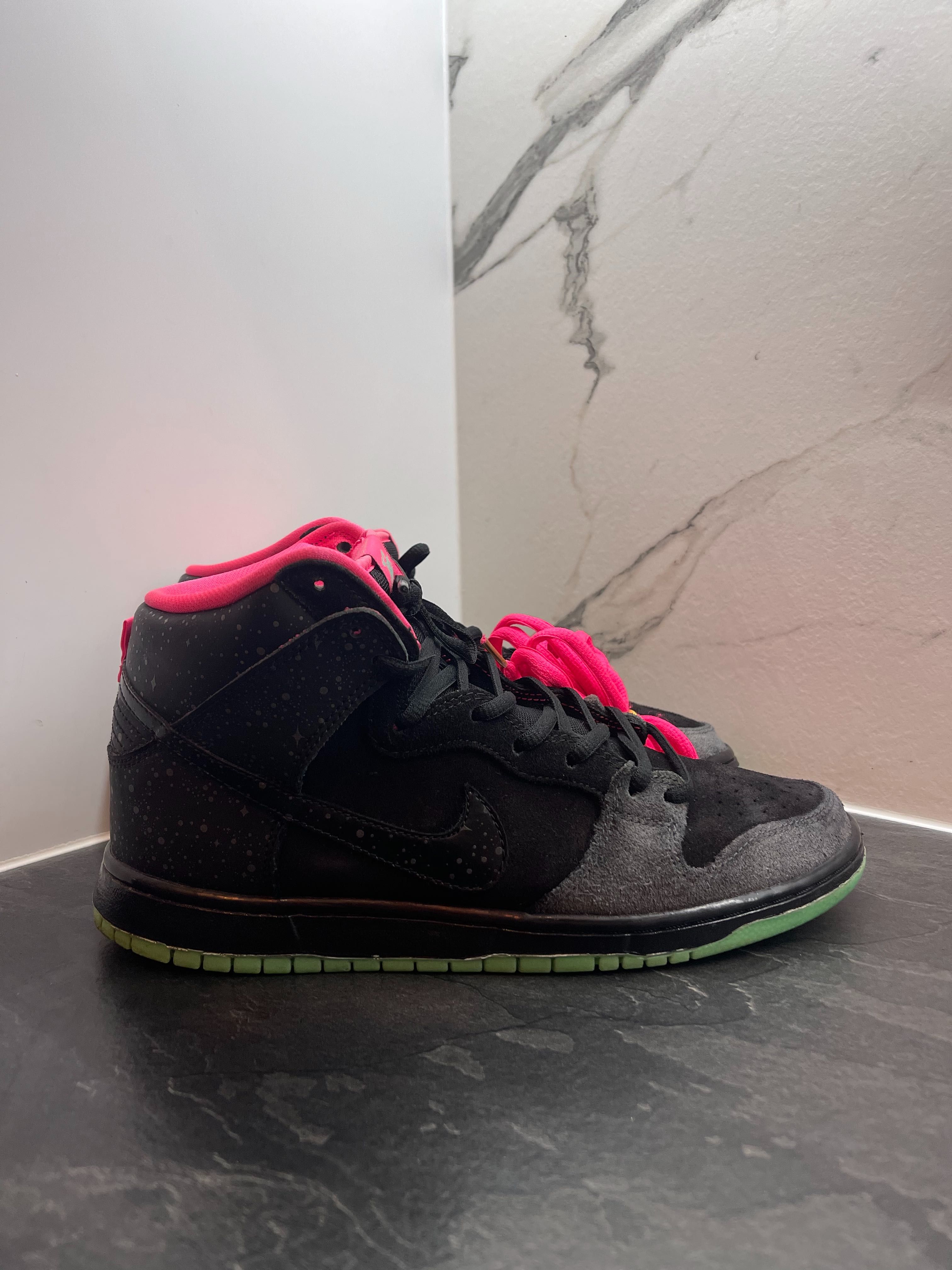 Nike Sb Dunk Premier Northern Lights/Yeezy Dunk Glow in the Dark/BLINK