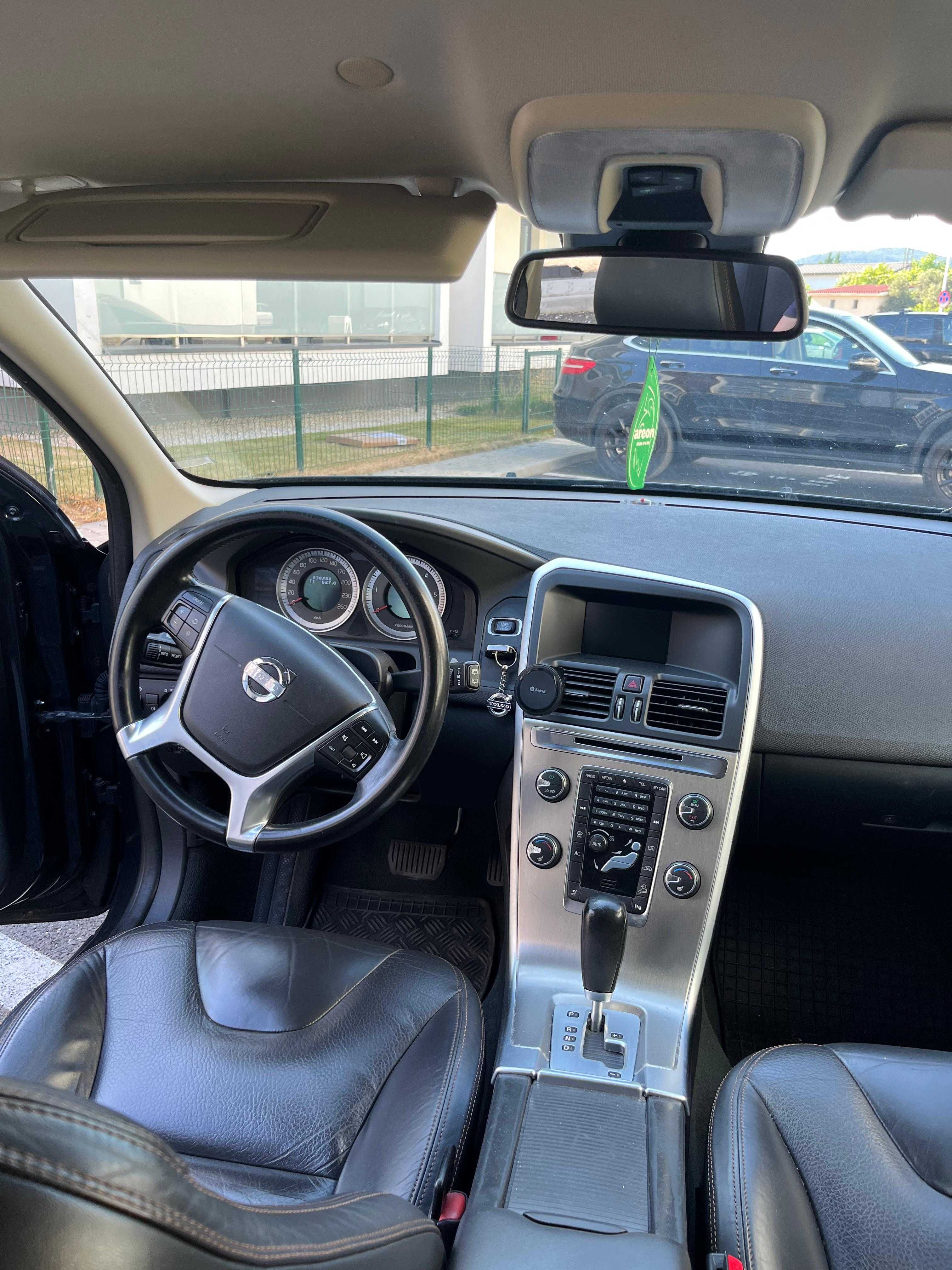 Volvo XC60 D5, 2.4D, 205cp, 4x4