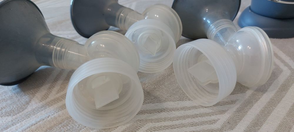 Pompa de san electrica smart fara fir Lola&Lykke din Finlanda