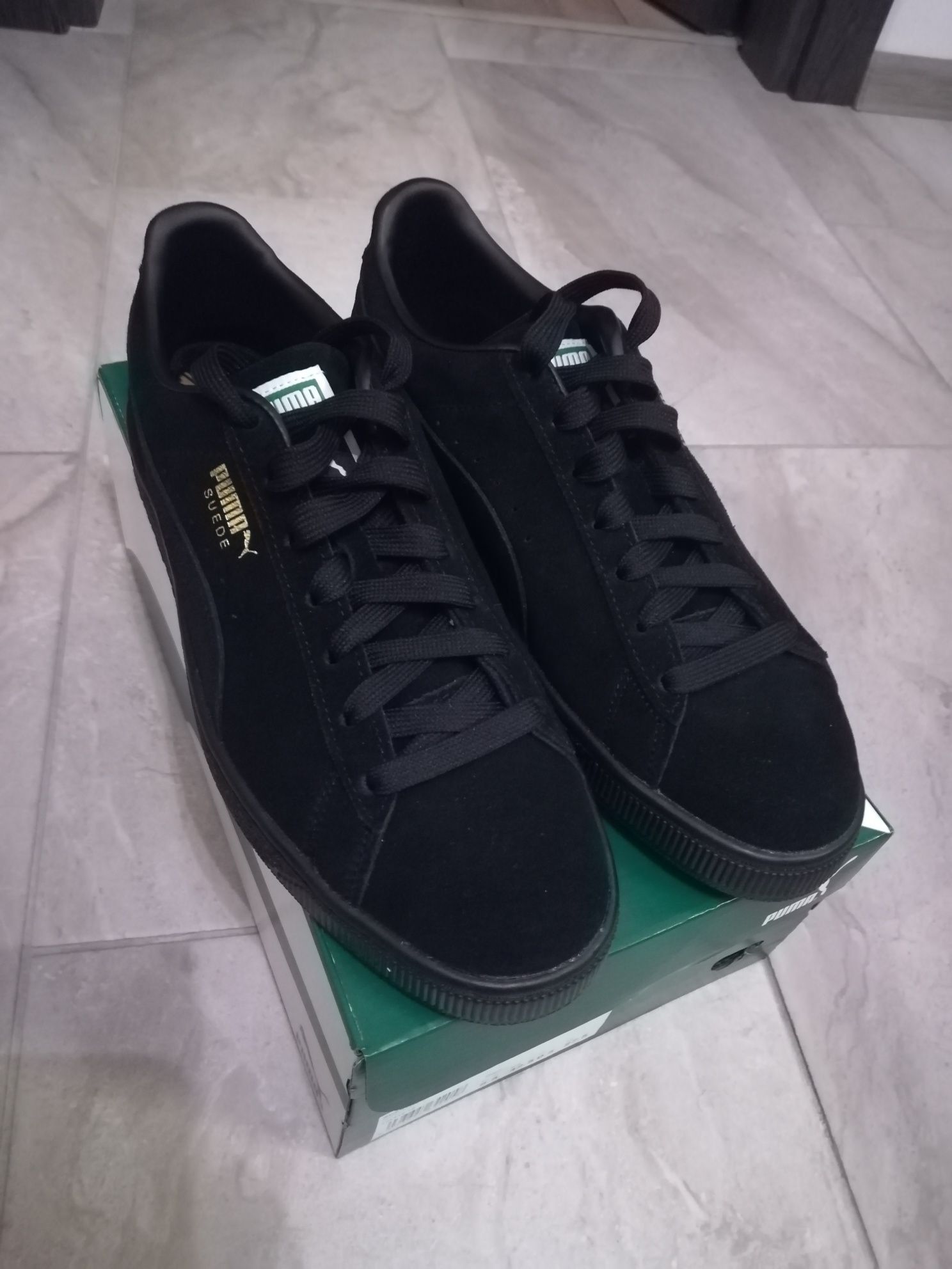 Маратонки Puma Suede Classic, номер 42.5 (27.5 см). Чисто нови!