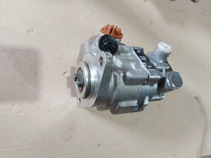 Pompa servodirectie Mercedes Benz A0034601980